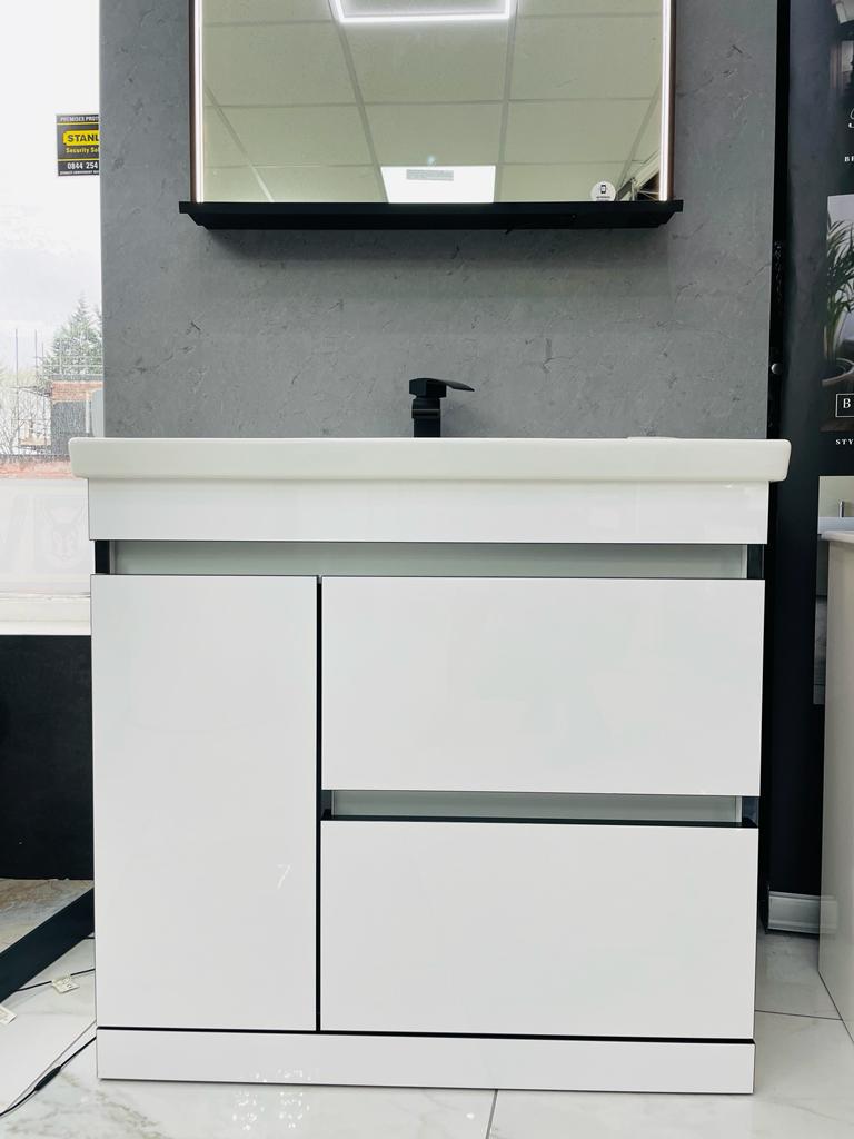 Frame 900 - ZH Tiles Warehouse inc.